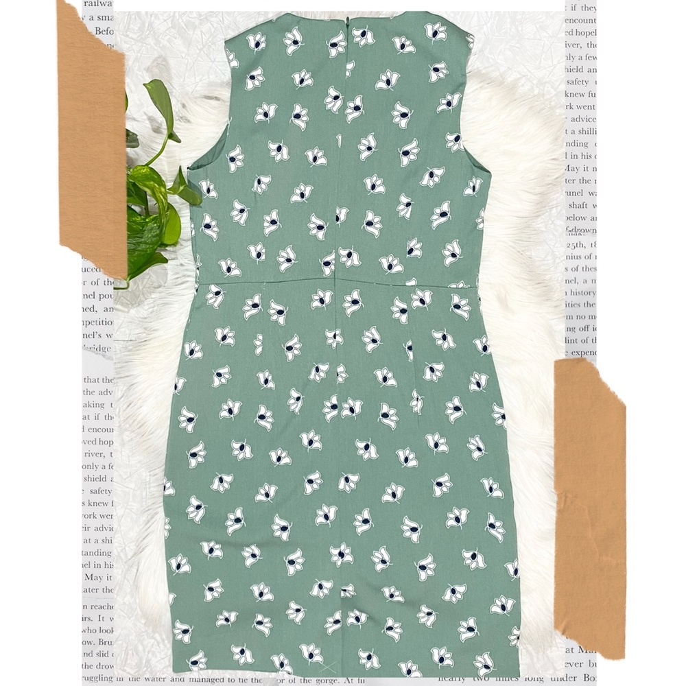 NEW Ann Taylor Petite Floral Boatneck Sheath Dress - Picture 3 of 5